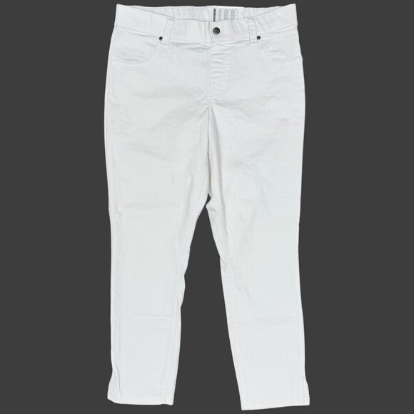 NWT Women's HUE Ultra Soft Denim Capri White | Size M - Picture 6 of 10